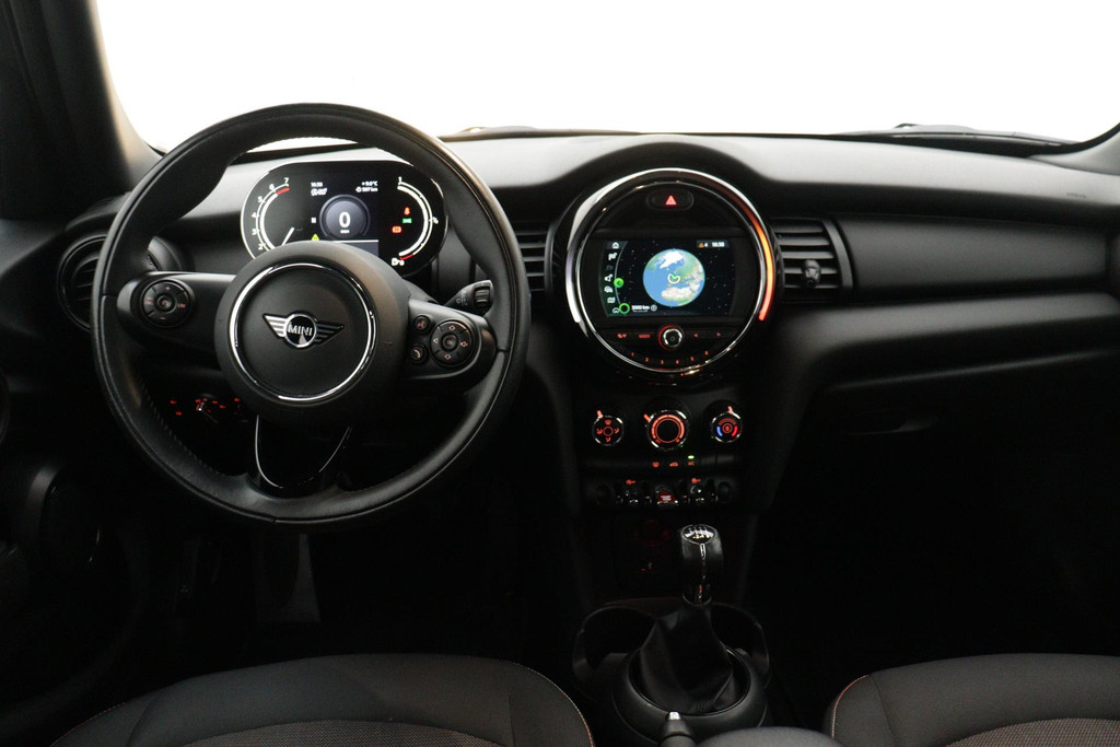 
MINI Mini 1.5 One Chili (1e eig, NL-auto, Dealer OnderH, Navi, Airco, PDC, Cruise Con, Etc) vol									