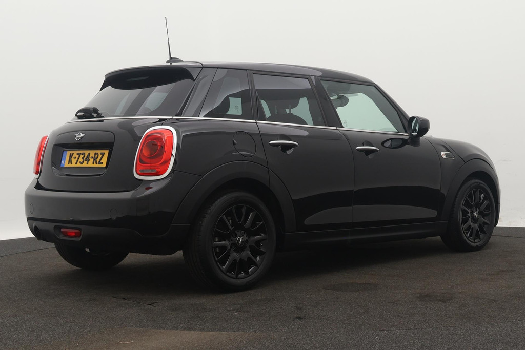 
MINI Mini 1.5 One Chili (1e eig, NL-auto, Dealer OnderH, Navi, Airco, PDC, Cruise Con, Etc) vol									