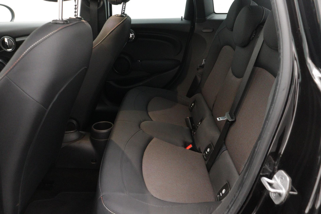 
MINI Mini 1.5 One Chili (1e eig, NL-auto, Dealer OnderH, Navi, Airco, PDC, Cruise Con, Etc) vol									