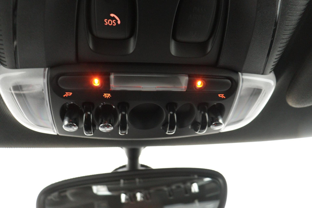 
MINI Mini 1.5 One Chili (1e eig, NL-auto, Dealer OnderH, Navi, Airco, PDC, Cruise Con, Etc) vol									