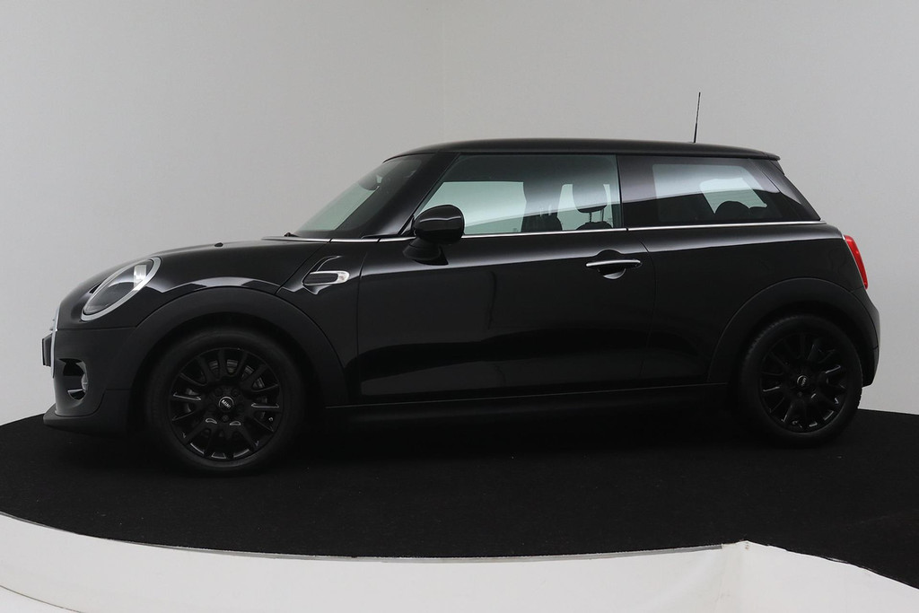 
MINI Mini 1.5 One Pepper Automaat (NL auto, Dealer onderh, Navi, Climaat controle, Cruise Control, Etc) vol									