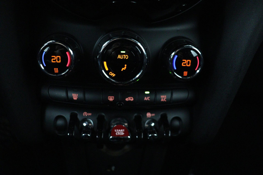 
MINI Mini 1.5 One Pepper Automaat (NL auto, Dealer onderh, Navi, Climaat controle, Cruise Control, Etc) vol									