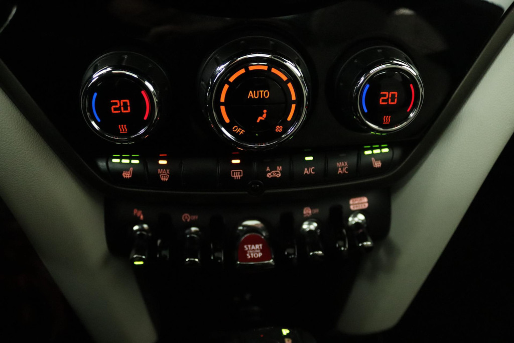 
MINI Countryman 2.0 Cooper S Chili (PANORAMADAK, CAMERA, STOELVERWARMING, NAVI, PARKEERSENSOREN, NL-AUTO, DEALER ONDERHOUDEN) vol									