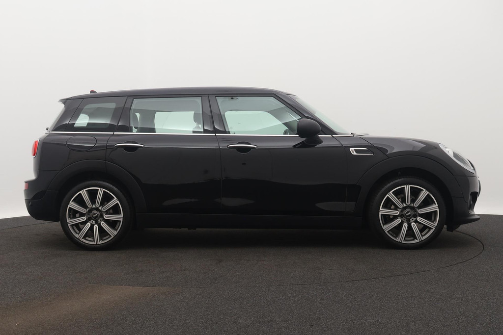 
MINI Clubman 1.5 One Business Automaat (NAVIGATIE, CLIMA, CRUISE, PARKEERSENSOREN, DEALER ONDERHOUDEN) vol									