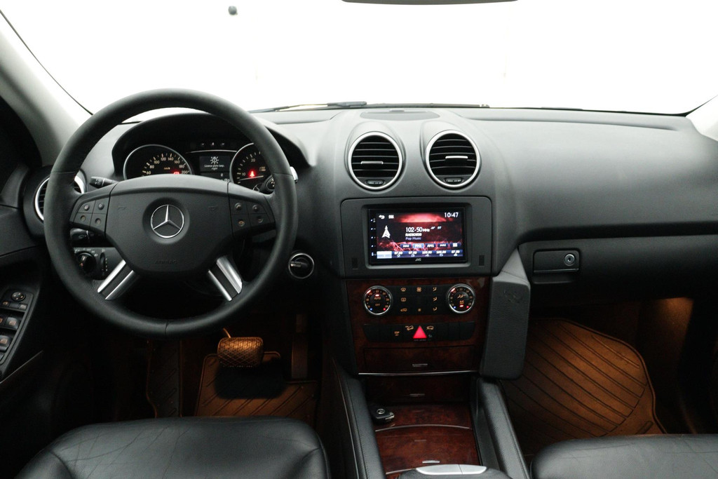 
Benz M-Klasse 320 CDI(PANO, Goed OnderH, TRAIL BAND, TrekH, LEDER, Elektr stoel, ETC) vol									