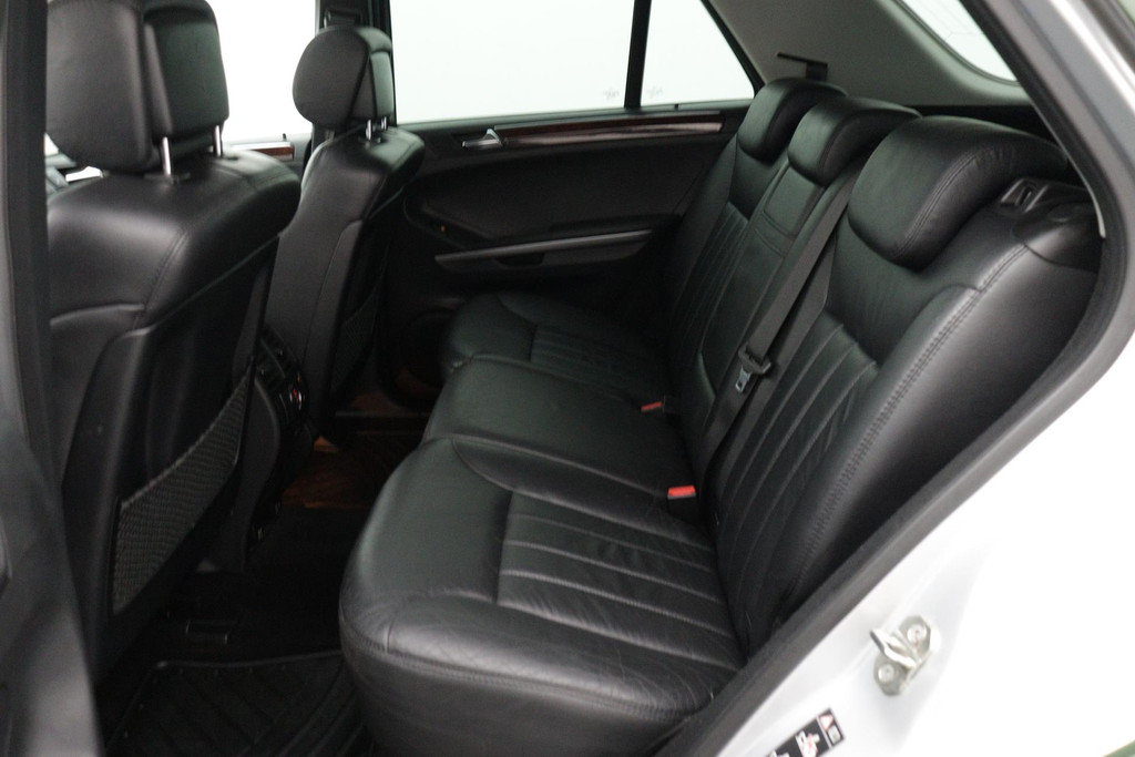 
Benz M-Klasse 320 CDI(PANO, Goed OnderH, TRAIL BAND, TrekH, LEDER, Elektr stoel, ETC) vol									