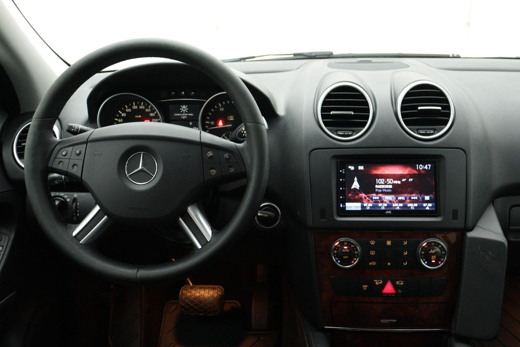 
Benz M-Klasse 320 CDI(PANO, Goed OnderH, TRAIL BAND, TrekH, LEDER, Elektr stoel, ETC) vol									