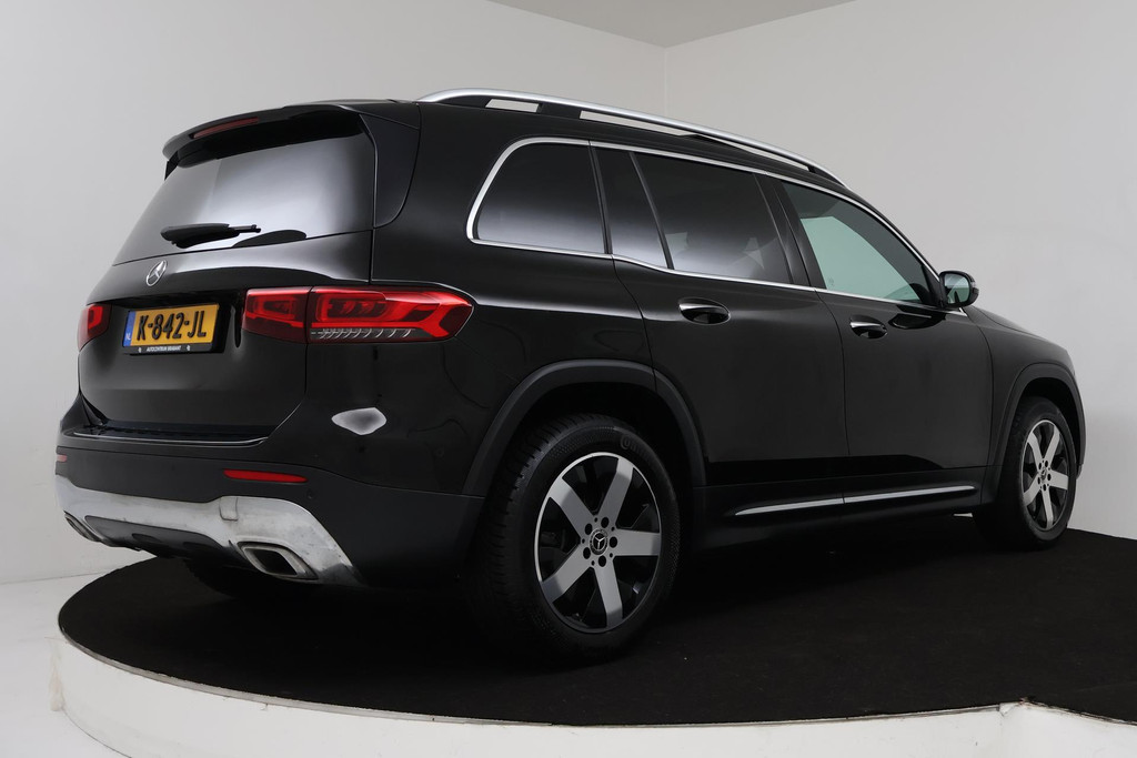 
Benz GLB 200 Business Solution Luxury (PANORAMADAK, SFEERVERLICHTING, STOELVERARMING, CAMERA, GOED ONDERHOUDEN) vol									