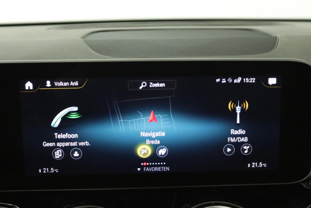 
Benz GLB 200 Business Solution Luxury (PANORAMADAK, SFEERVERLICHTING, STOELVERARMING, CAMERA, GOED ONDERHOUDEN) vol									