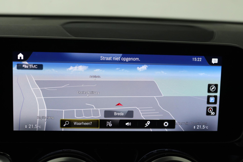 
Benz GLB 200 Business Solution Luxury (PANORAMADAK, SFEERVERLICHTING, STOELVERARMING, CAMERA, GOED ONDERHOUDEN) vol									