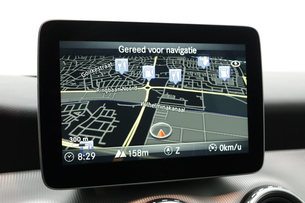 
Benz GLA 200 Prestige(Dealer OnderH, Automaat, Navi Groot, StoelV, Sportzetels, Climate Control, PDC V+A, Etc) vol									