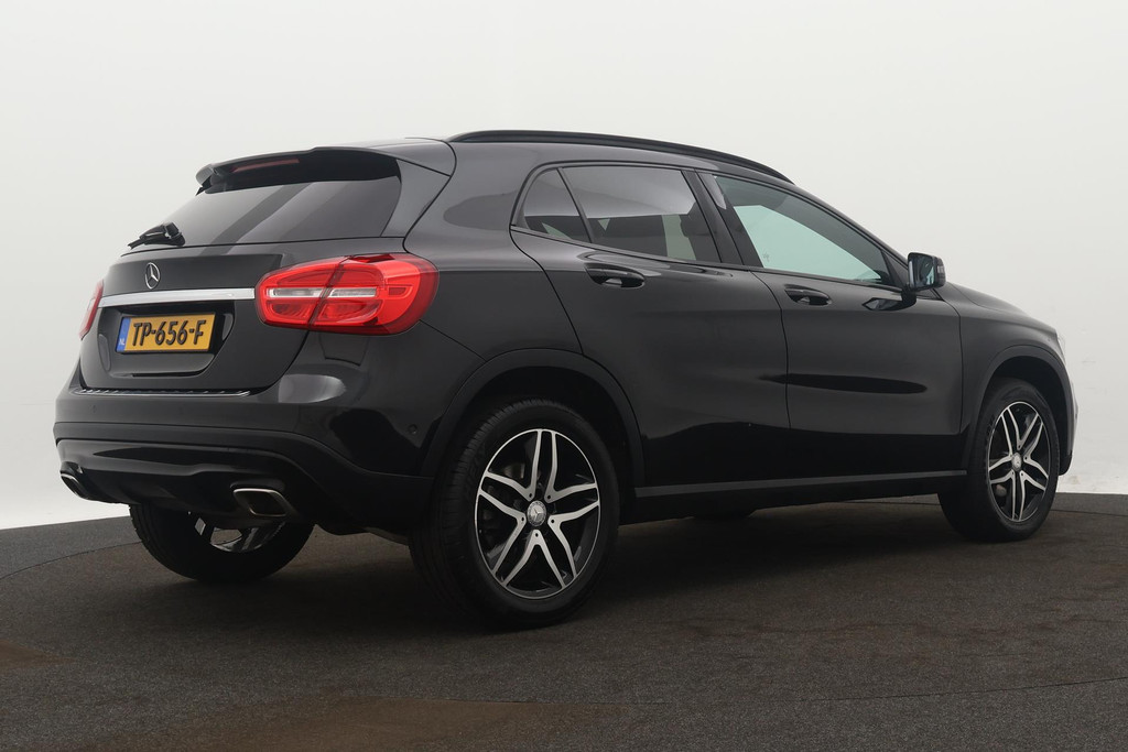
Benz GLA 200 Prestige(Dealer OnderH, Automaat, Navi Groot, StoelV, Sportzetels, Climate Control, PDC V+A, Etc) vol									