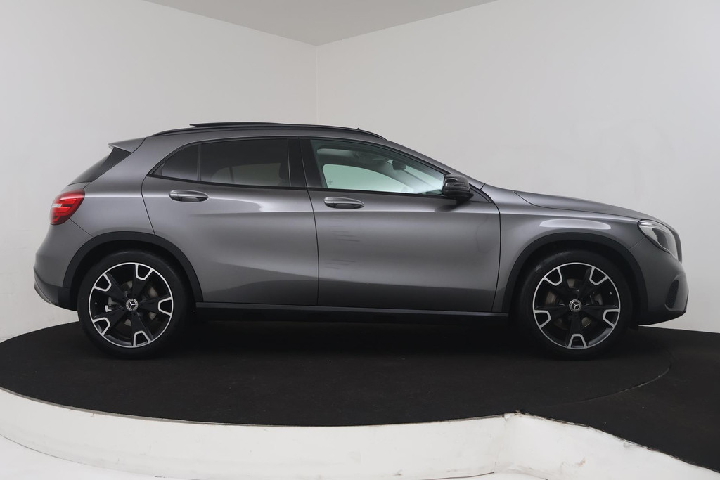 
Benz GLA 250 Premium Plus (PANORAMADAK, NAVIGATIE, CLIMA, CAMERA, LED, LEDER, STOELVERWARMING, GOED ONDERHOUDEN) vol									