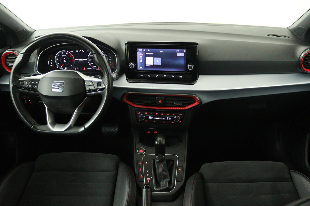 
SEAT Ibiza 1.0 EcoTSI FR Plus Connect (PANORAMADAK, ACHTERUITRIJCAMERA, AUTOMAAT, PARKEERSENSOREN, CRUISE ADAPTIEF, NL-AUTO) vol									