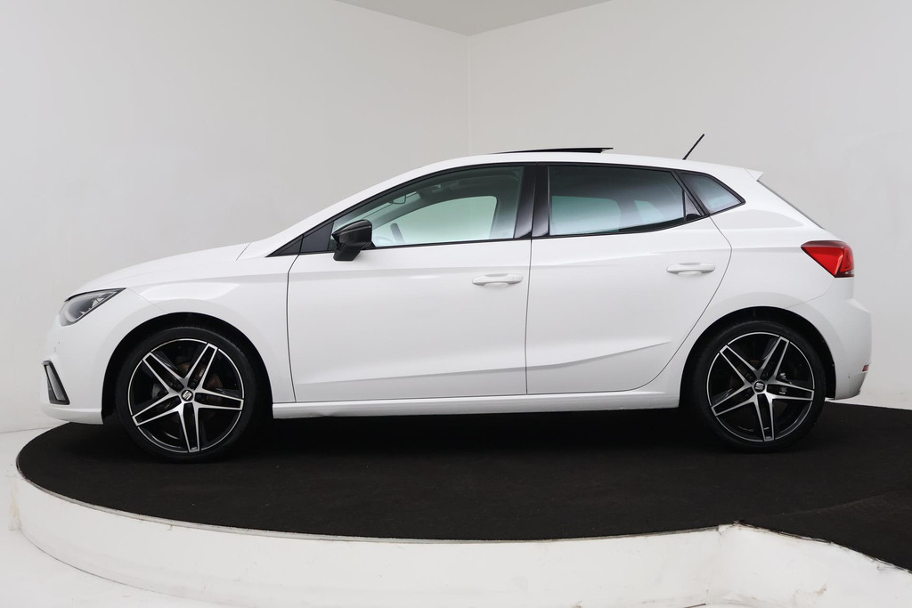 
SEAT Ibiza 1.5 TSI EVO FR Business Intense (PANORAMADAK, CARPLAY, 150PK, CLIMA, LED, GOED ONDERHOUDEN) vol									