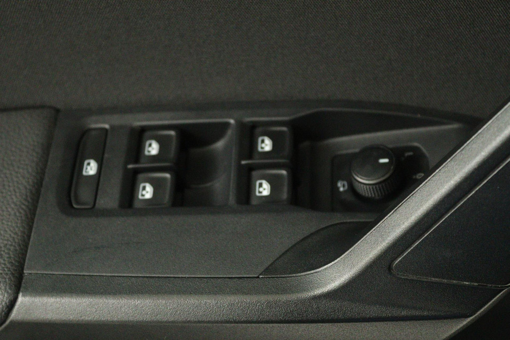 
SEAT Ibiza 1.5 TSI EVO FR Business Intense (PANORAMADAK, CARPLAY, 150PK, CLIMA, LED, GOED ONDERHOUDEN) vol									