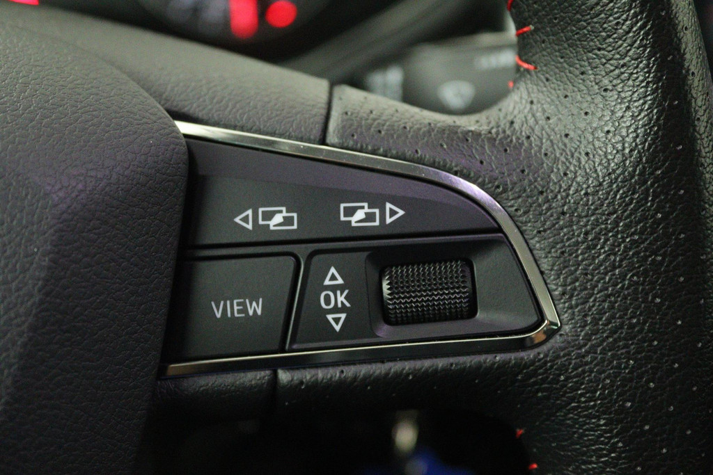 
SEAT Ibiza 1.5 TSI EVO FR Business Intense (PANORAMADAK, CARPLAY, 150PK, CLIMA, LED, GOED ONDERHOUDEN) vol									