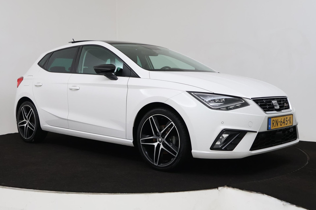 
SEAT Ibiza 1.5 TSI EVO FR Business Intense (PANORAMADAK, CARPLAY, 150PK, CLIMA, LED, GOED ONDERHOUDEN) vol									