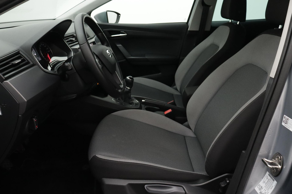 
SEAT Ibiza 1.0 TSI Style Business Intense (NAVIGATIE, CAMERA, PARKEERSENSOREN, CARPAY, 1e EIGENAAR, GOED ONDERHOUDEN) vol									