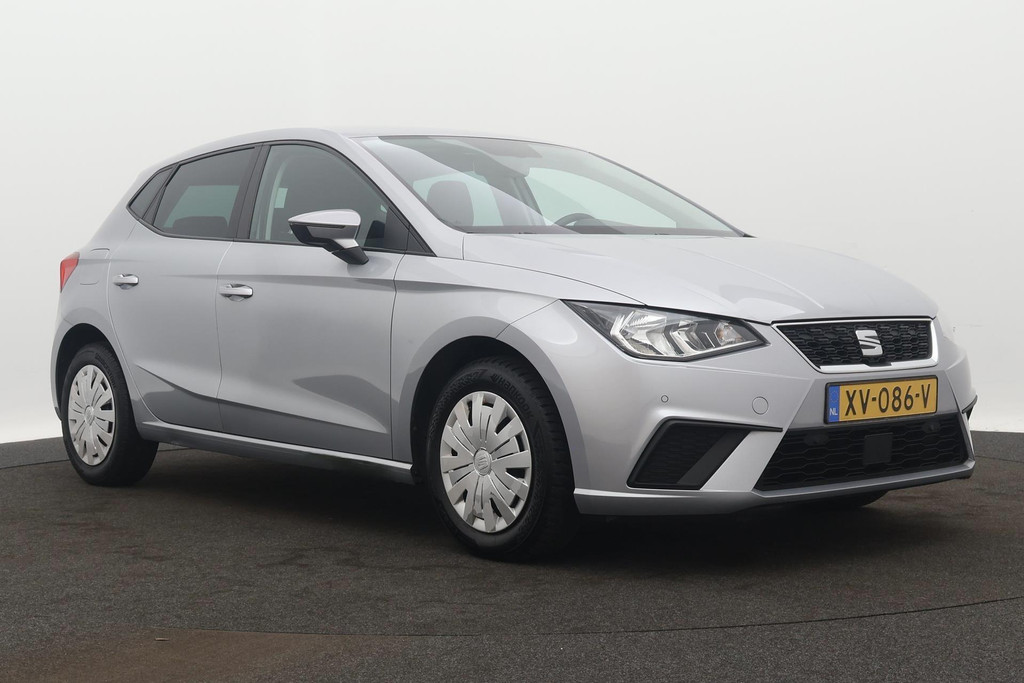 
SEAT Ibiza 1.0 TSI Style Business Intense (NAVIGATIE, CAMERA, PARKEERSENSOREN, CARPAY, 1e EIGENAAR, GOED ONDERHOUDEN) vol									