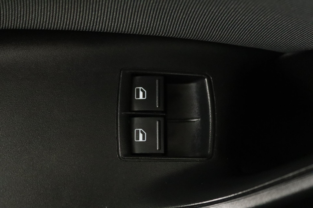 
SEAT Ibiza 1.0 EcoTSI Style Connect (NAVIGATIE, CARPLAY, CRUISE CONTROL, BLUETOOTH, NL-AUTO) vol									