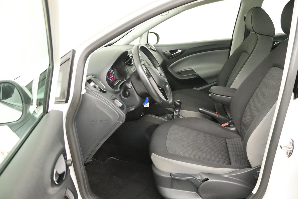 
SEAT Ibiza 1.0 EcoTSI Style Connect (NAVIGATIE, CARPLAY, CRUISE CONTROL, BLUETOOTH, NL-AUTO) vol									