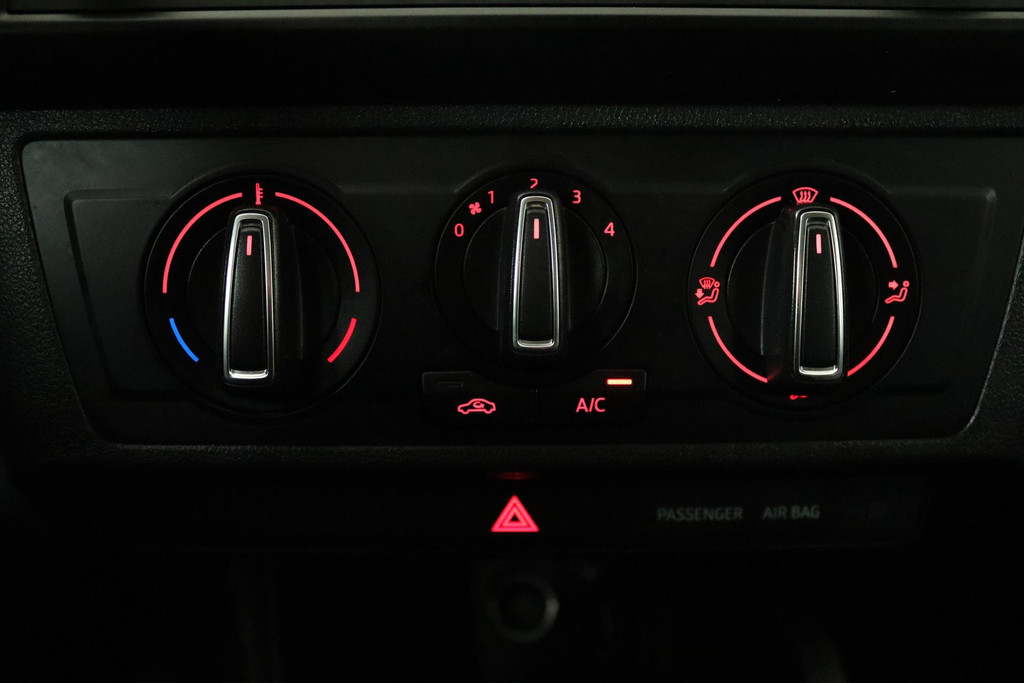 
SEAT Ibiza 1.0 EcoTSI Style Connect (NAVIGATIE, CARPLAY, CRUISE CONTROL, BLUETOOTH, NL-AUTO) vol									