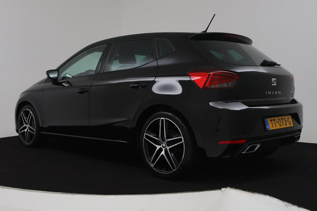 
SEAT Ibiza 1.0 TSI FR Business Intense Sport (CAMERA, NAVIGATIE, PARKEERSENSOREN, LED, CLIMATE, NL-AUTO, GOED ONDERHOUDEN) vol									