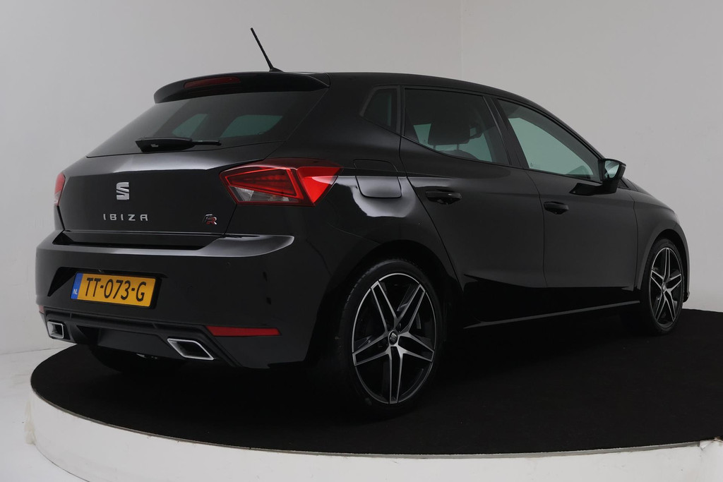 
SEAT Ibiza 1.0 TSI FR Business Intense Sport (CAMERA, NAVIGATIE, PARKEERSENSOREN, LED, CLIMATE, NL-AUTO, GOED ONDERHOUDEN) vol									