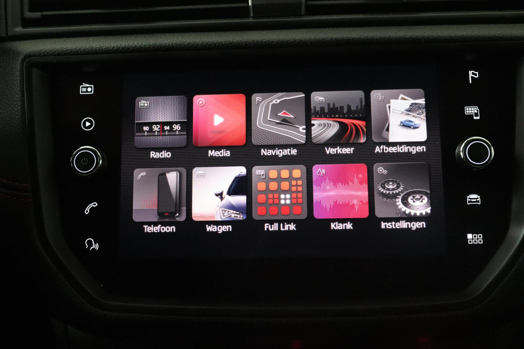 
SEAT Ibiza 1.0 TSI FR Business Intense Sport (CAMERA, NAVIGATIE, PARKEERSENSOREN, LED, CLIMATE, NL-AUTO, GOED ONDERHOUDEN) vol									