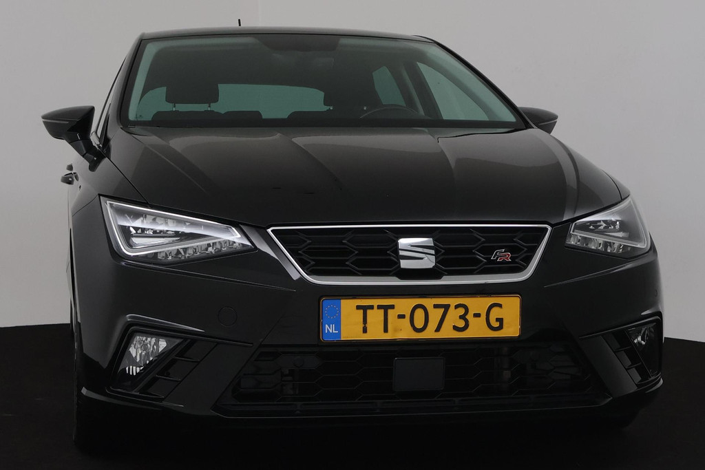 
SEAT Ibiza 1.0 TSI FR Business Intense Sport (CAMERA, NAVIGATIE, PARKEERSENSOREN, LED, CLIMATE, NL-AUTO, GOED ONDERHOUDEN) vol									