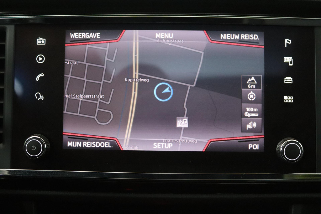 
SEAT Ateca 1.5 TSI FR Business Intense (PANORAMADAK, ACHTERUITRIJCAMERA, STOELVERWARMING, LEER, PARKEERSENSOREN, GOED ONDERHOUDEN) vol									