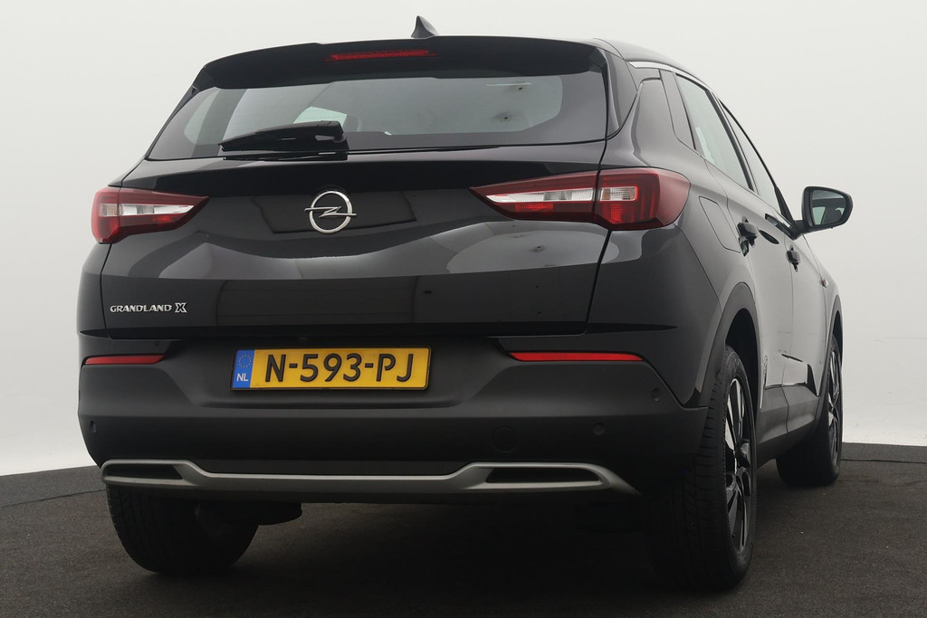 
Opel Grandland X 1.2 Turbo Business Elegance (Dealer onderh, 1e eigen, Stoelverw, Stoelvent, Stuurverw, CC, ETC) vol									