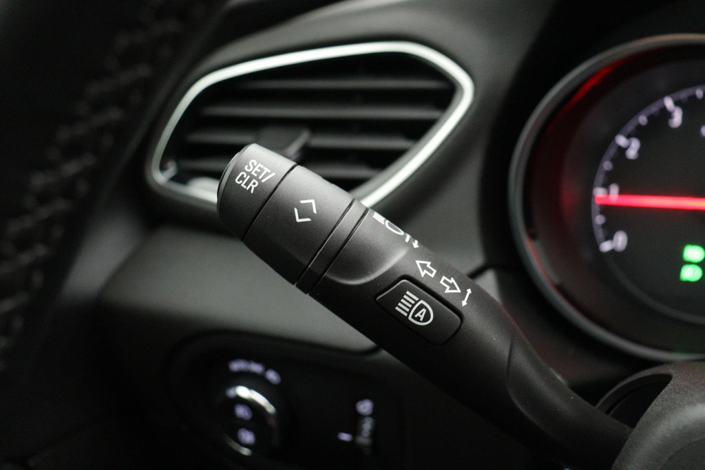 
Opel Grandland X 1.2 Turbo Business Elegance (Dealer onderh, 1e eigen, Stoelverw, Stoelvent, Stuurverw, CC, ETC) vol									