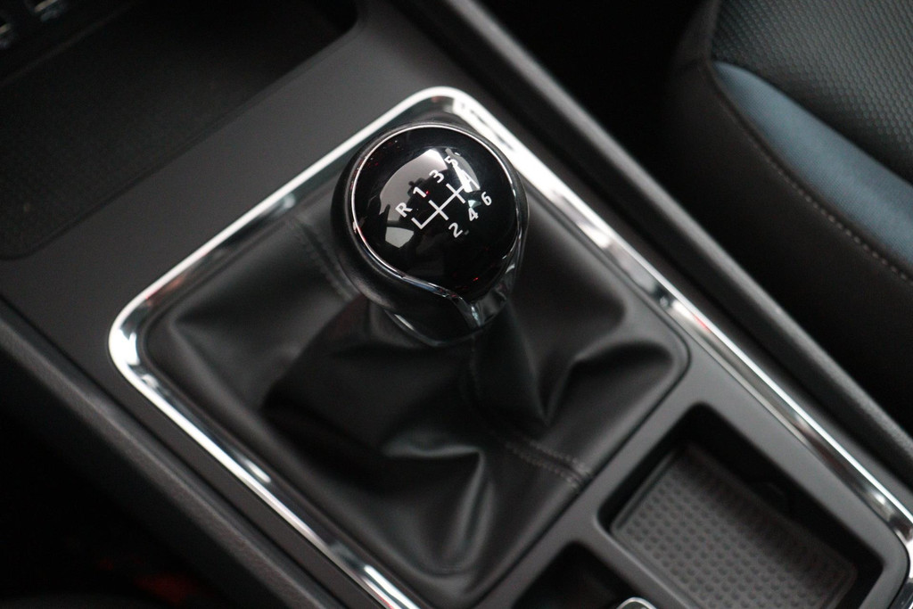 
SEAT Ateca 1.0 EcoTSI Style Business Intense Sport (CARPLAY, CAMERA, 1e EIGENAAR, GOED ONDERHOUDEN) vol									