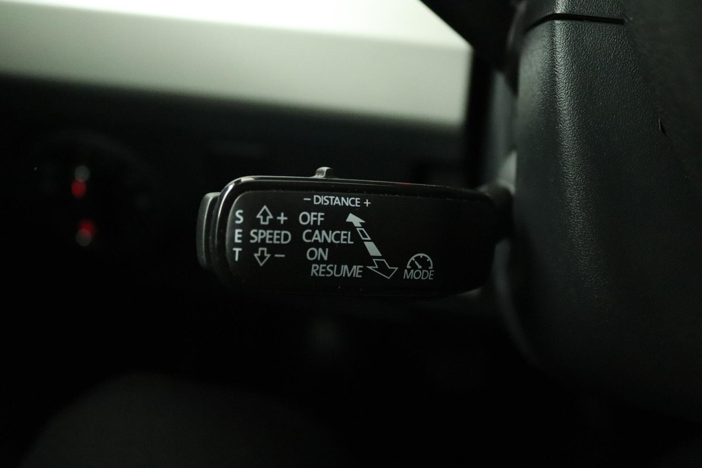 
SEAT Arona 1.0 TSI Xcellence Launch Edition (PARKEERSENSOREN, ACHTERUITRIJCAMERA ADAPTIVE, CRUISE, CARPLAY, GOED ONDERHOUDEN) vol									