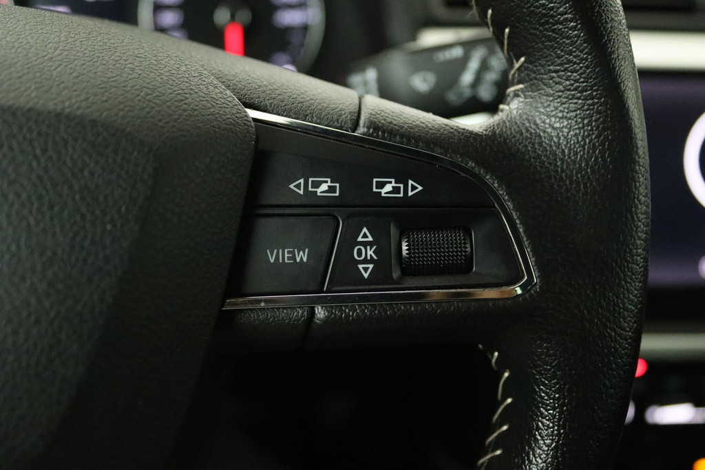 
SEAT Arona 1.0 TSI Xcellence Launch Edition (PARKEERSENSOREN, ACHTERUITRIJCAMERA ADAPTIVE, CRUISE, CARPLAY, GOED ONDERHOUDEN) vol									