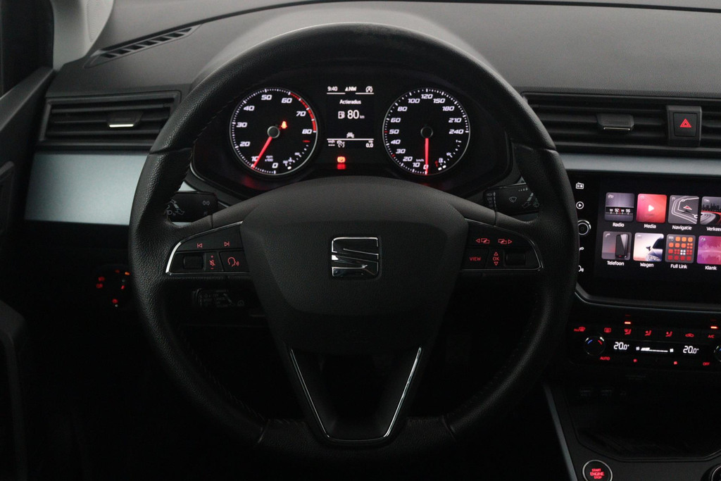 
SEAT Arona 1.0 TSI Style Business Intense (PARKEERSENSOREN, ADAPTIVE CRUISE, CLIMA, 1e EIGENAAR, GOED ONDERHOUDEN) vol									