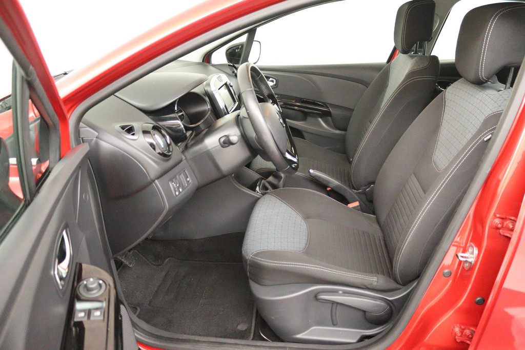 
Renault Clio 0.9 TCe Dynamique (BLUETOOTH, CRUISE CONTROL, AIRCO, NAVIGATIE) vol									