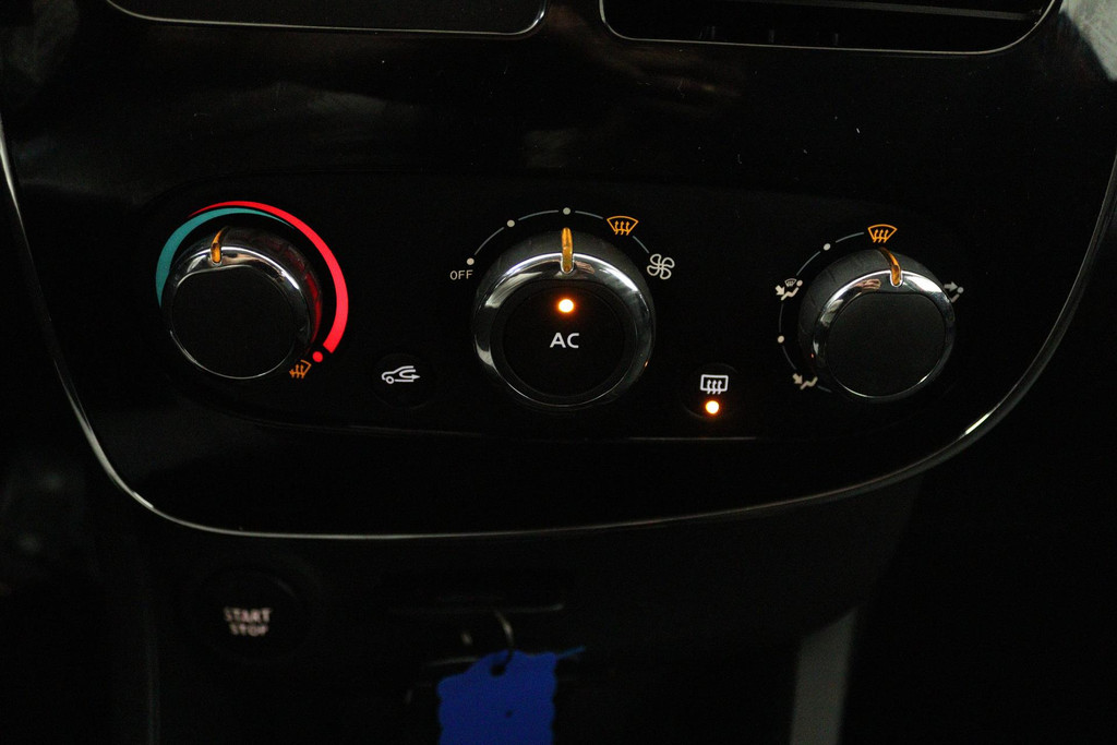 
Renault Clio 0.9 TCe Dynamique (BLUETOOTH, CRUISE CONTROL, AIRCO, NAVIGATIE) vol									