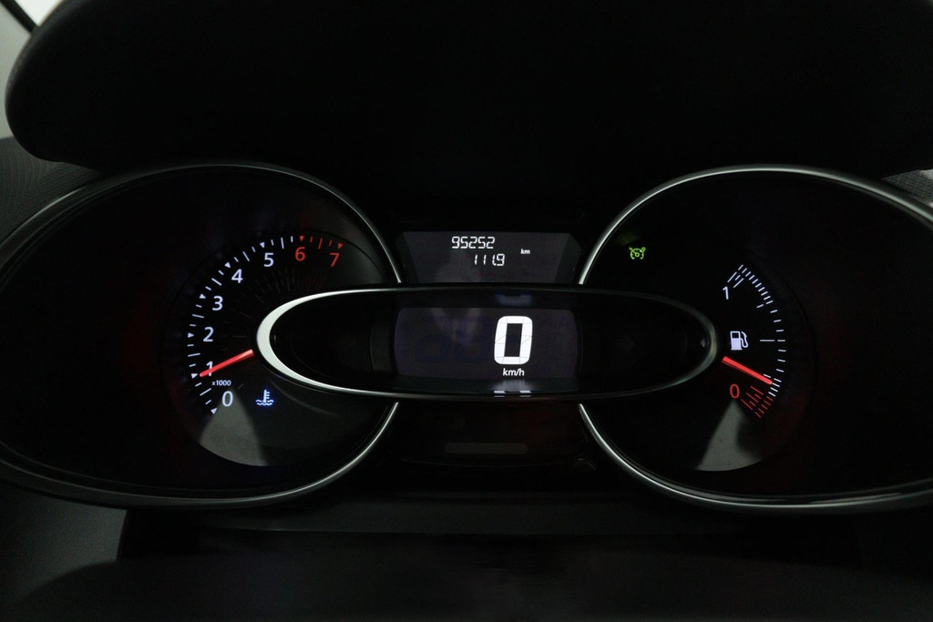 
Renault Clio 0.9 TCe Limited (NAVIGATIE, PARKEERSENSOREN, MULTIMEDIA, LED, 1e EIGENAAR, GOED ONDERHOUDEN) vol									