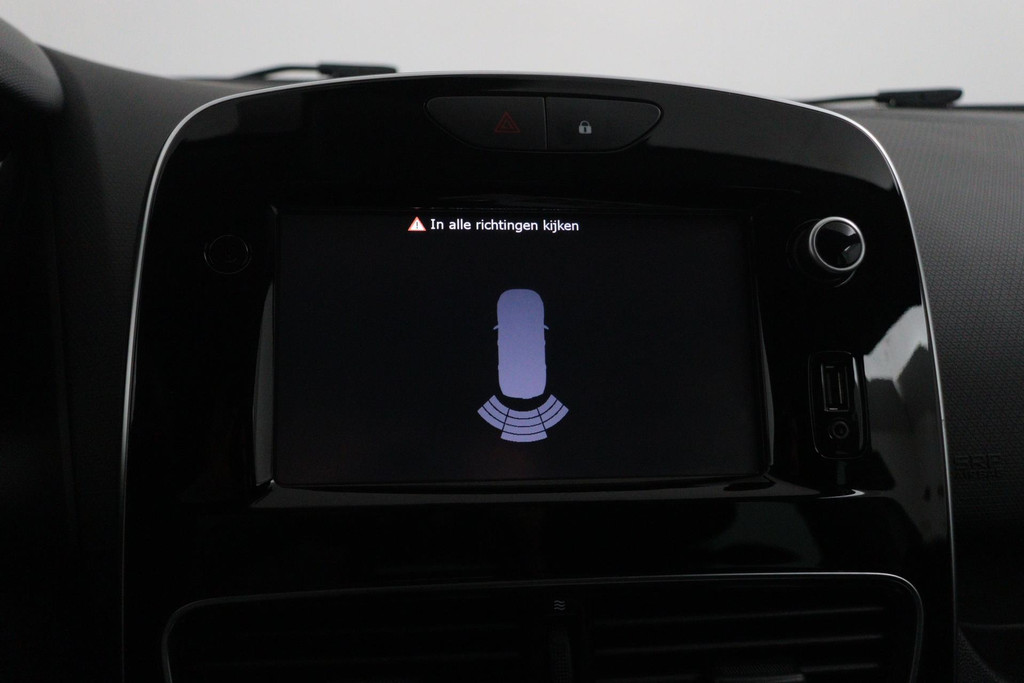 
Renault Clio 0.9 TCe Limited (NAVIGATIE, PARKEERSENSOREN, MULTIMEDIA, LED, 1e EIGENAAR, GOED ONDERHOUDEN) vol									