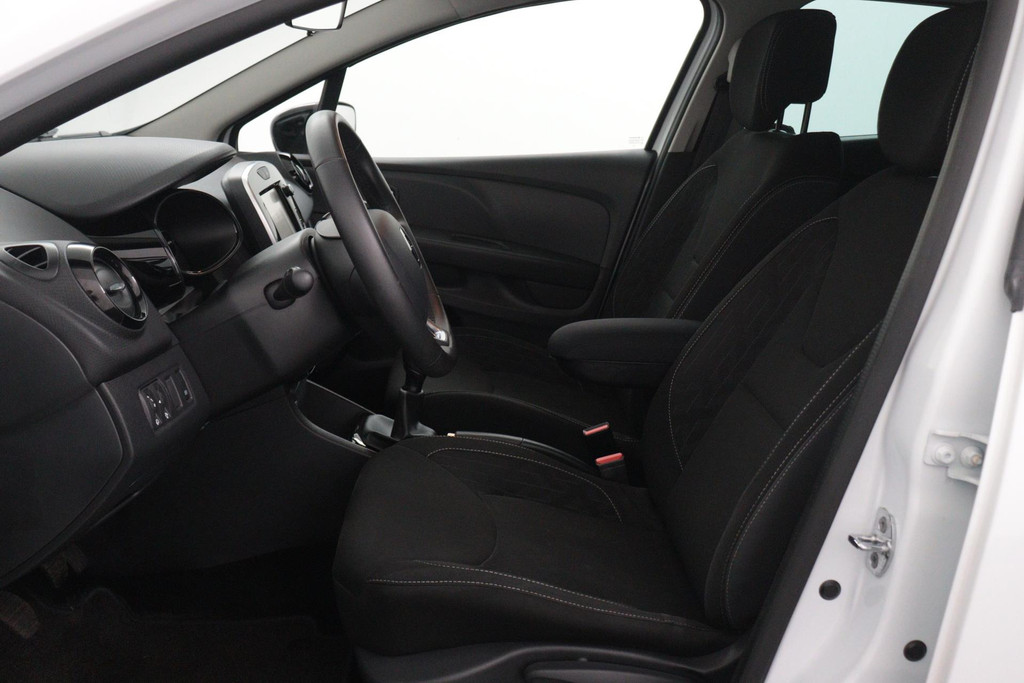 
Renault Clio 0.9 TCe Limited (NAVIGATIE, PARKEERSENSOREN, MULTIMEDIA, LED, 1e EIGENAAR, GOED ONDERHOUDEN) vol									