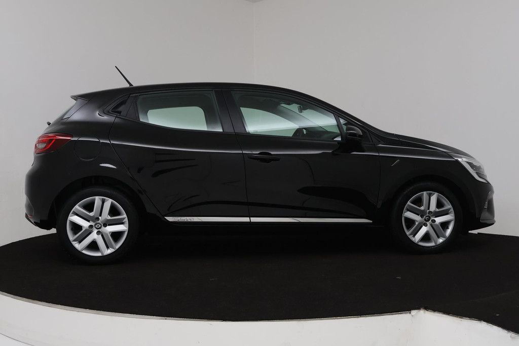 
Renault Clio 1.0 TCe Zen (NAVIGATIE, PARKEERSENSOREN, LANE ASSIST, CRUISE CONTROL, MULTIMEDIA, NL-AUTO, GOED ONDERHOUDEN) vol									