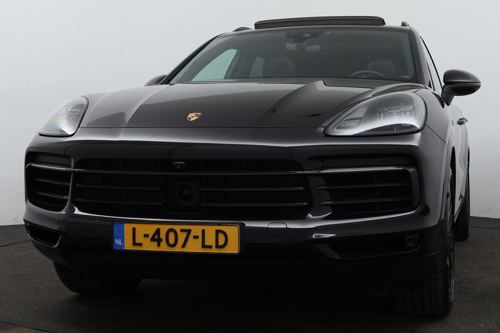 
Porsche Cayenne 3.0 AANBIEDING!!!(Deal OndH, Panoramadak, Luchtvering, Luxe stoelen, Camera’s, Carplay, StoelV, Adapt Cruise, Etc) vol									