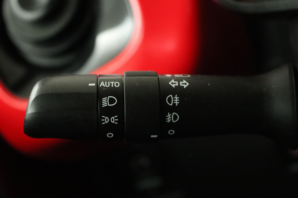 
Toyota Aygo 1.0 VVT-i x-joy (BLUETOOTH, ACHTERUITRIJCAMERA, NL-AUTO) vol									