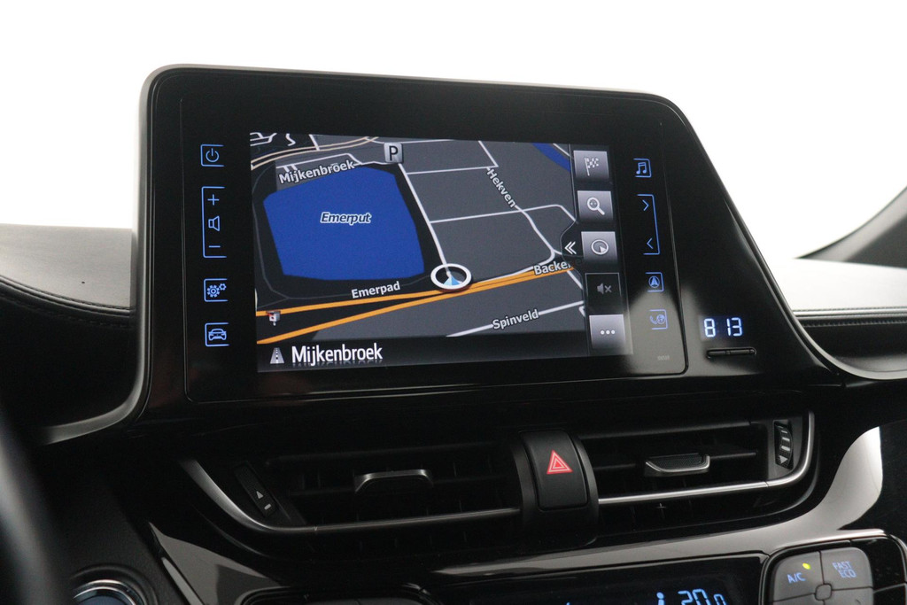 
Toyota C-HR 1.8 Hybrid Dynamic(NL-auto, Goed OnderH, Navi, Camera, Climate Con, Etc) vol									