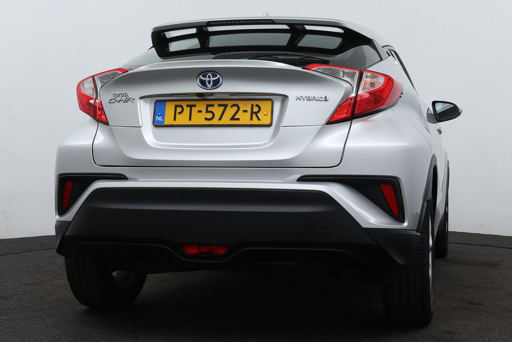 
Toyota C-HR 1.8 Hybrid Dynamic(NL-auto, Goed OnderH, Navi, Camera, Climate Con, Etc) vol									