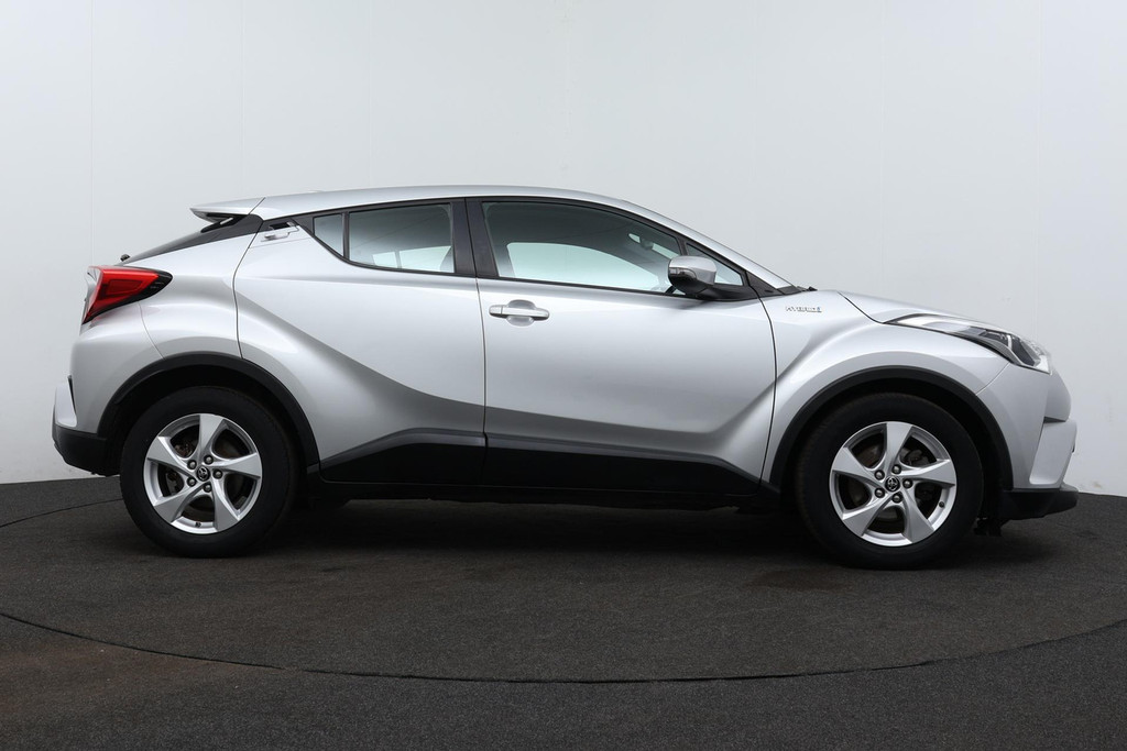 
Toyota C-HR 1.8 Hybrid Dynamic(NL-auto, Goed OnderH, Navi, Camera, Climate Con, Etc) vol									