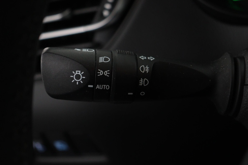 
Toyota C-HR 1.8 Hybrid Dynamic(NL-auto, Goed OnderH, Navi, Camera, Climate Con, Etc) vol									